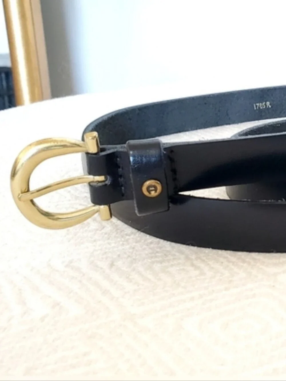 Etienne Aigner Vtg Horse Bit Buckle Black Leather Minimalist Belt, XL, EUC